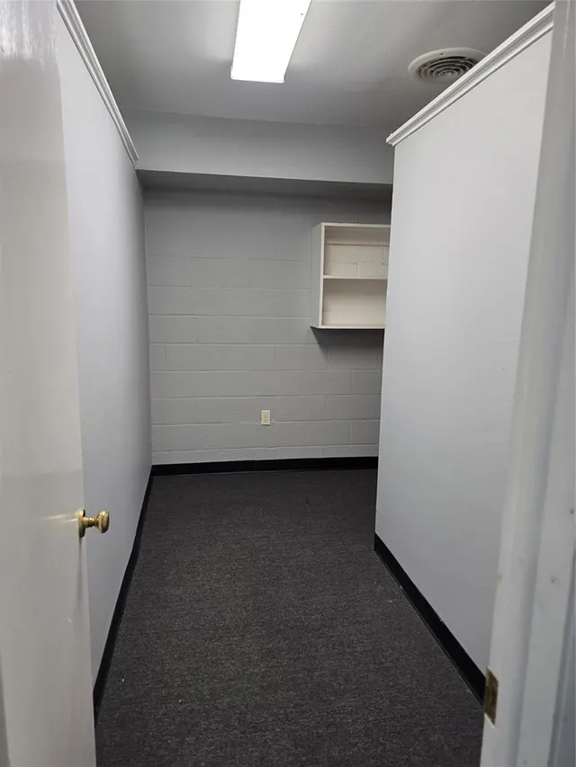Photo 6 — 102 S Main, Lindsay, OK 73052