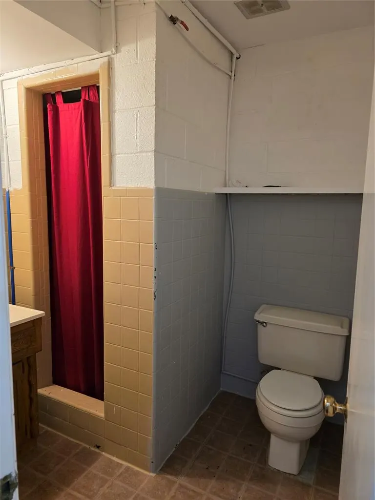 Photo 14 — 102 S Main, Lindsay, OK 73052