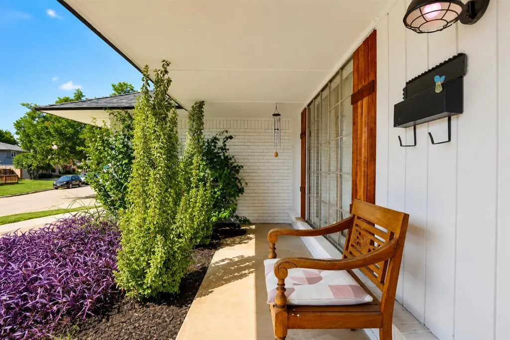 Photo 3 — 4733 NW 62nd Terrace, Oklahoma City, OK 73122