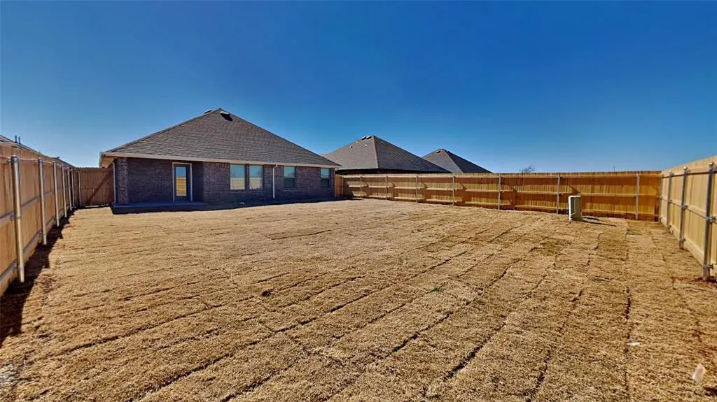 Photo 16 — 12701 Cortona Terrace, Yukon, OK 73099