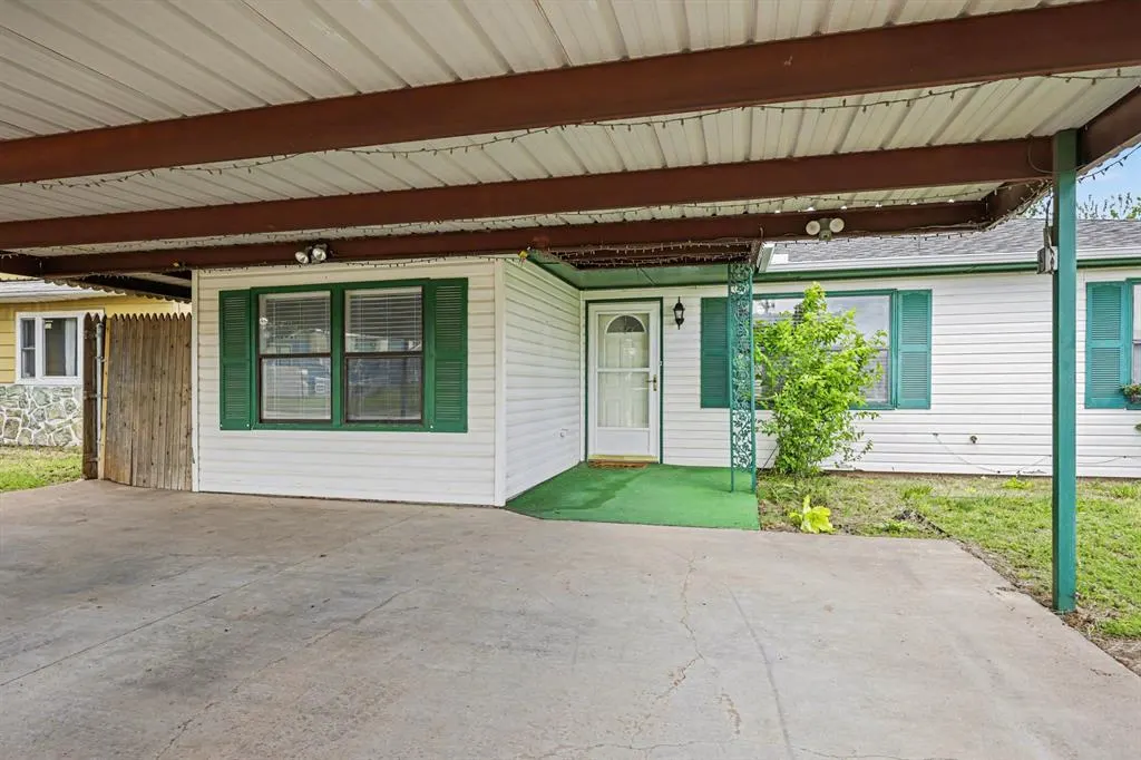 Photo 4 — 3621 SW 43rd Street 1, Oklahoma City, OK 73119