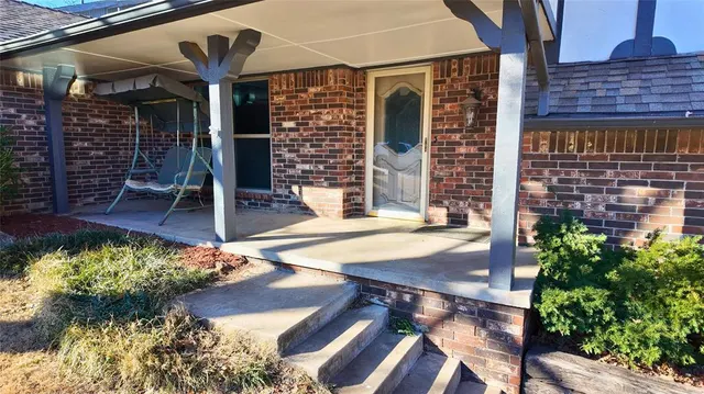 Photo 6 — 225 N Tunbridge Road, Oklahoma City, OK 73130