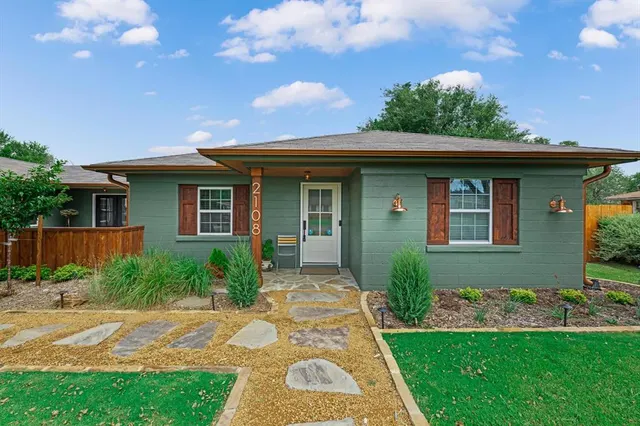 Photo 5 — 2108 W Harrison Avenue, Guthrie, OK 73044