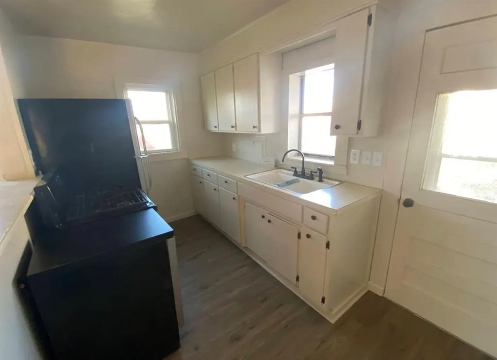 Photo 6 — 800 S 2nd Street, Davis, OK 73030
