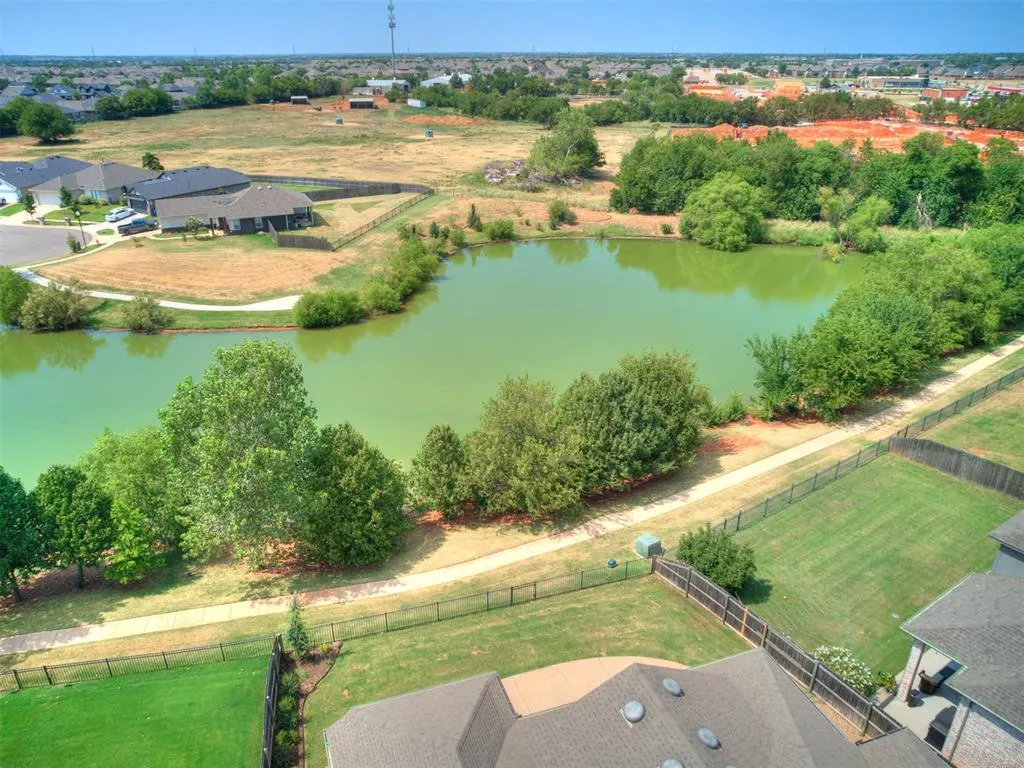 Photo 4 — 2229 NW 187th Street, Edmond, OK 73012