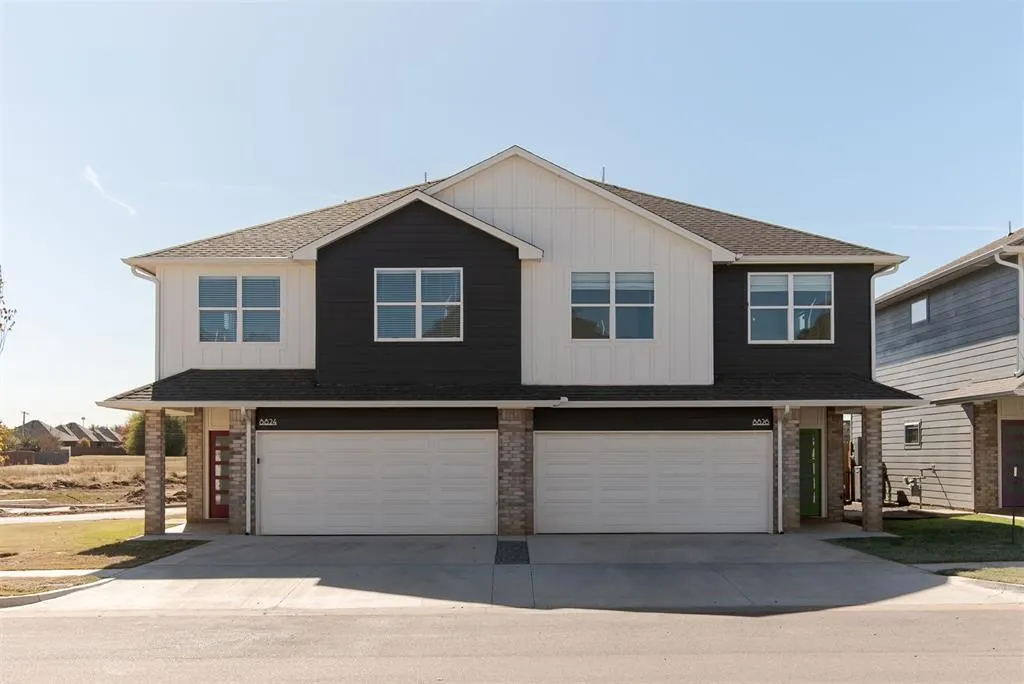 Photo 2 — 8903 NW 109th Lane, Oklahoma City, OK 73162