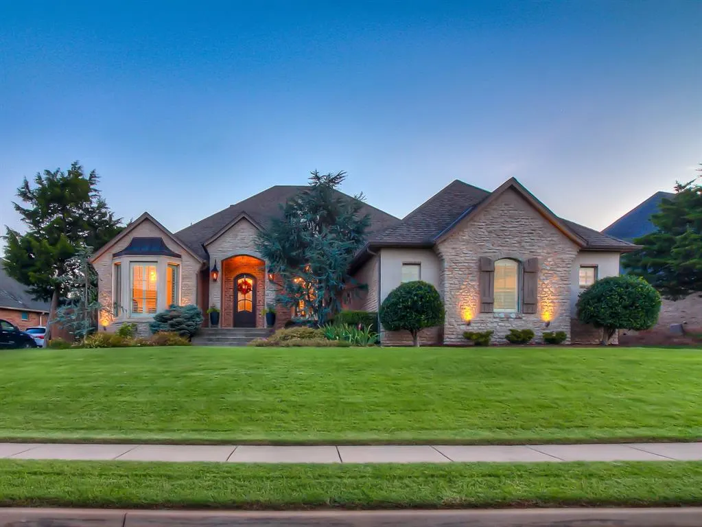 Photo 2 — 5017 Shades Bridge Road Road, Edmond, OK 73034