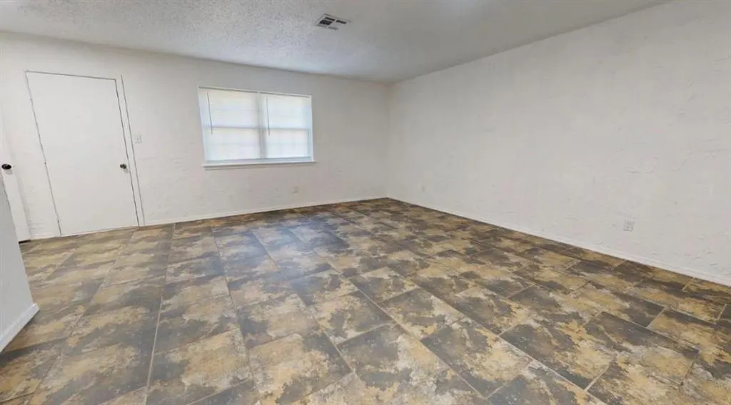 Photo 6 — 603 W Seminole Drive, Pauls Valley, OK 73075