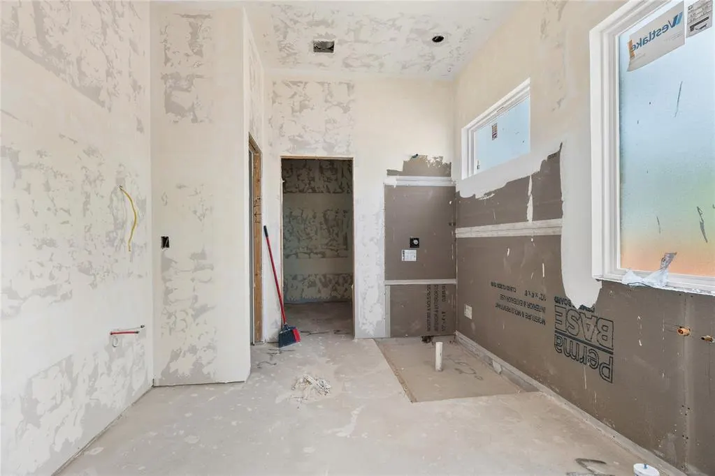 Photo 14 — 11509 NW 102nd Street, Yukon, OK 73099