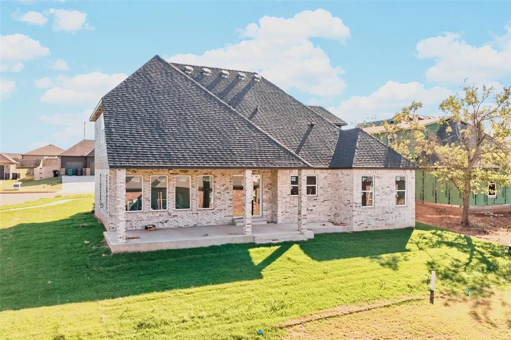 Photo 5 — 11509 NW 102nd Street, Yukon, OK 73099