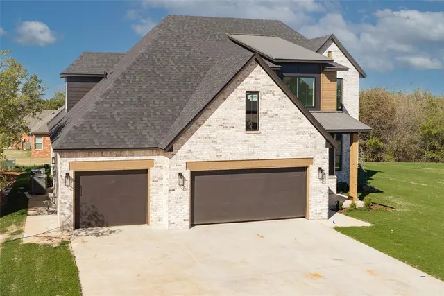 Photo 3 — 11509 NW 102nd Street, Yukon, OK 73099
