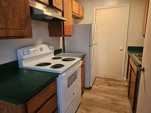 Photo 3 — 906 NW A Street, Ardmore, OK 73401