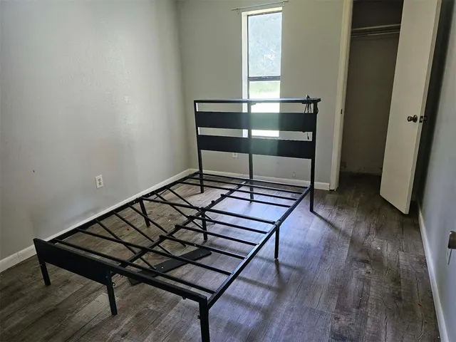 Photo 5 — 906 NW A Street, Ardmore, OK 73401