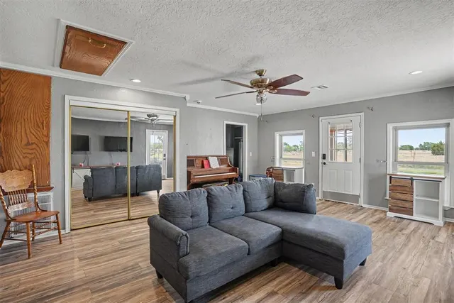 Photo 5 — 20518 E County Road 157, Blair, OK 73526