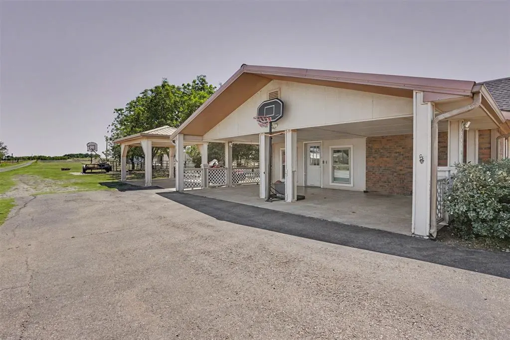 Photo 29 — 20518 E County Road 157, Blair, OK 73526