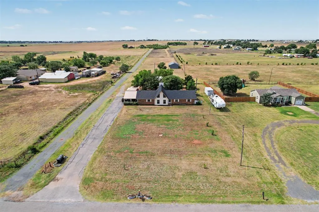 Photo 39 — 20518 E County Road 157, Blair, OK 73526