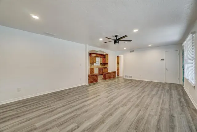 Photo 3 — 817 Stahl Drive, Oklahoma City, OK 73110