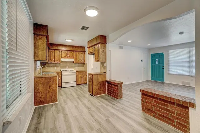 Photo 5 — 817 Stahl Drive, Oklahoma City, OK 73110