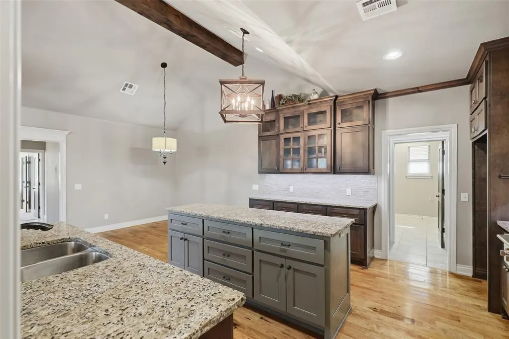 Photo 13 — 19536 Rambling Creek Drive, Edmond, OK 73012