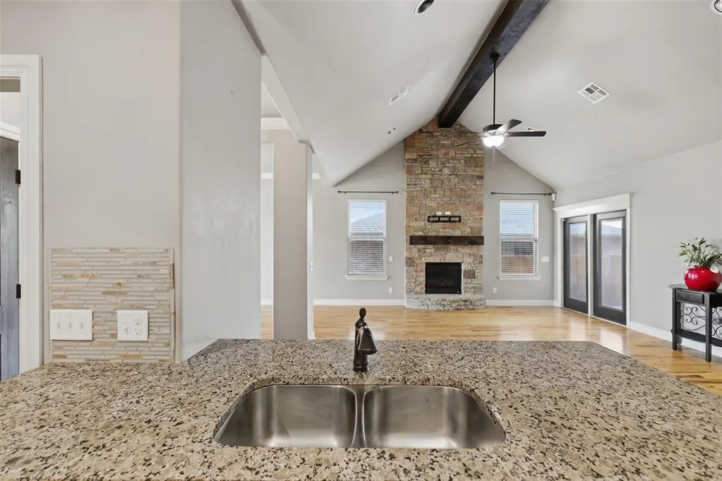 Photo 14 — 19536 Rambling Creek Drive, Edmond, OK 73012