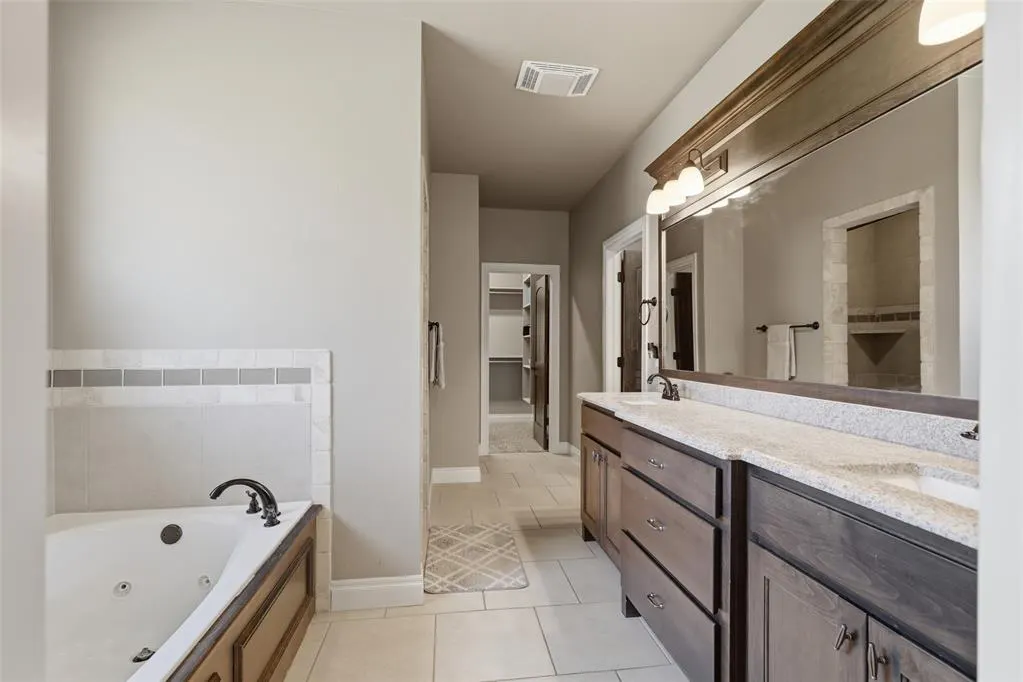 Photo 24 — 19536 Rambling Creek Drive, Edmond, OK 73012