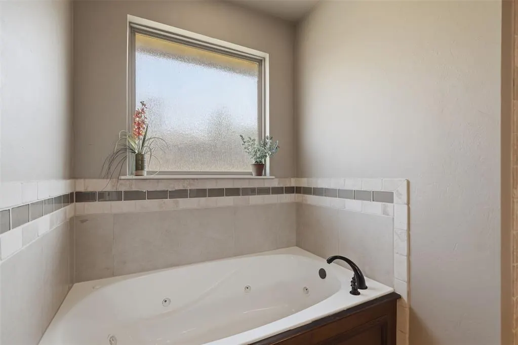 Photo 26 — 19536 Rambling Creek Drive, Edmond, OK 73012