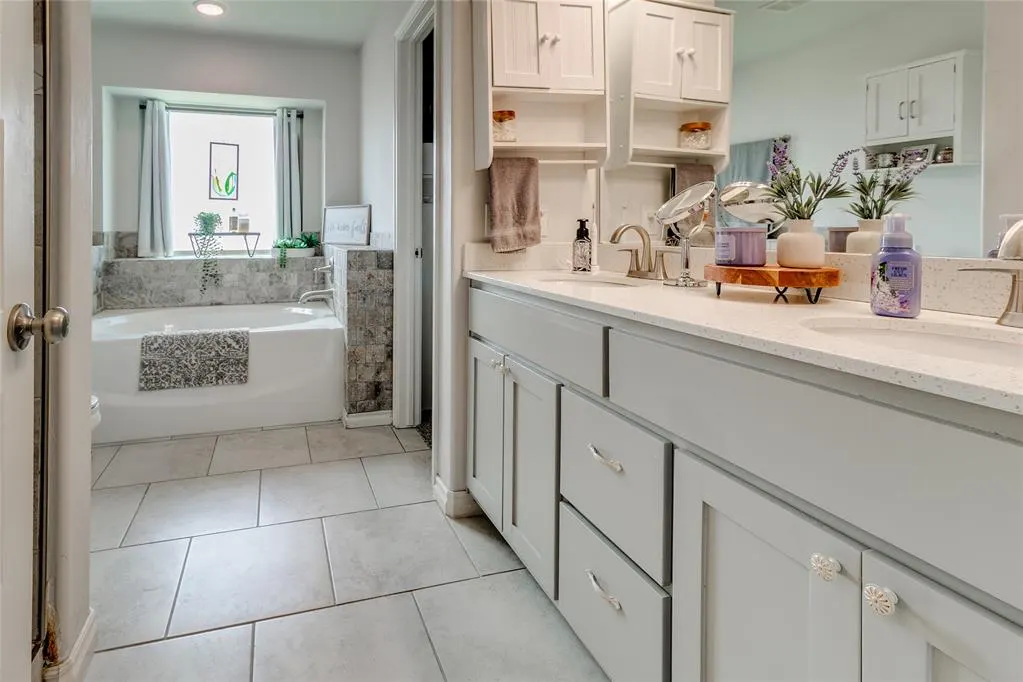 Photo 39 — 16101 Iron Tree Lane, Edmond, OK 73013
