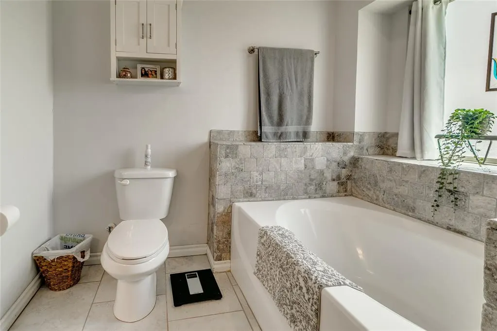 Photo 42 — 16101 Iron Tree Lane, Edmond, OK 73013