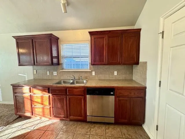 Photo 12 — 1005 Westridge Drive, Yukon, OK 73099