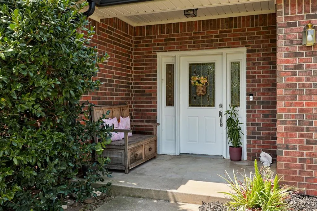 Photo 4 — 50 Serenada Lane, Shawnee, OK 74804