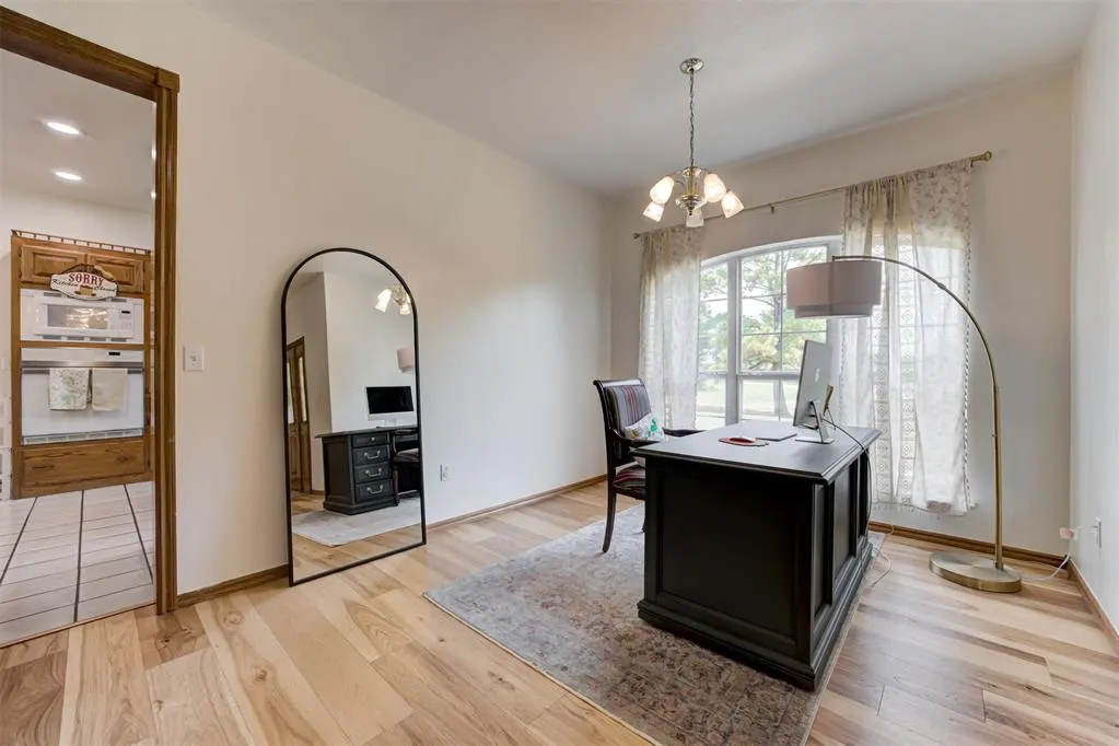 Photo 10 — 50 Serenada Lane, Shawnee, OK 74804
