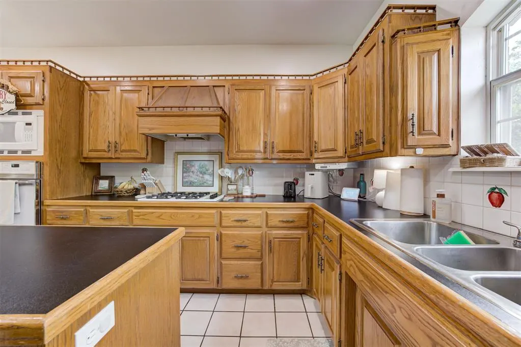 Photo 19 — 50 Serenada Lane, Shawnee, OK 74804