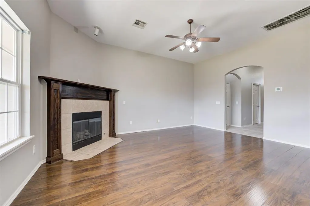 Photo 9 — 2528 Queenston Avenue, Norman, OK 73071