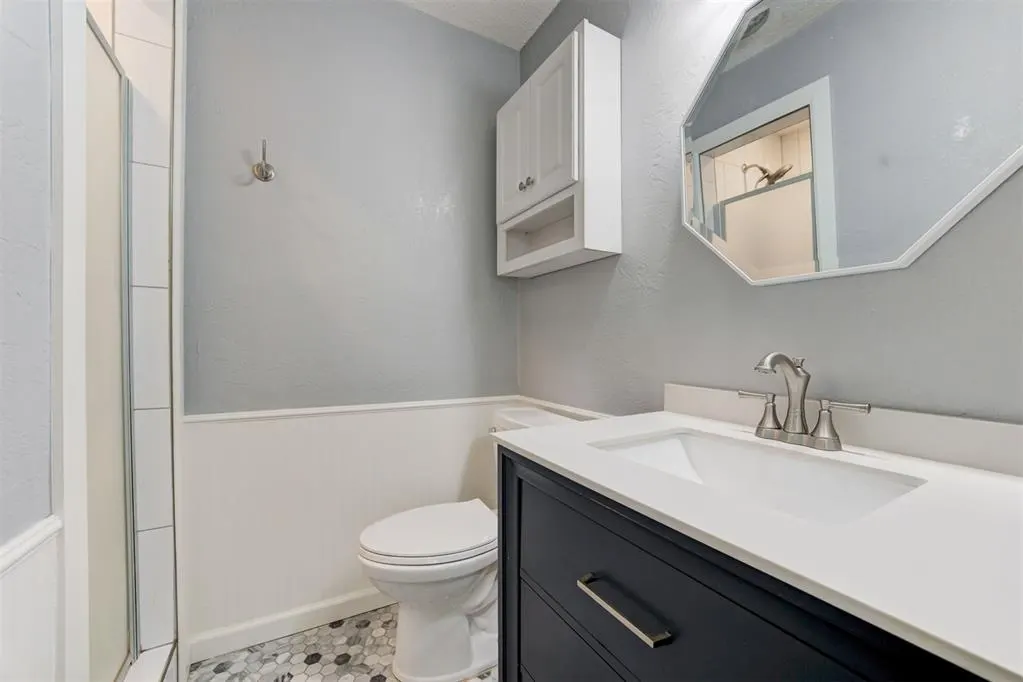 Photo 21 — 327 Woodcrest Drive, Norman, OK 73071