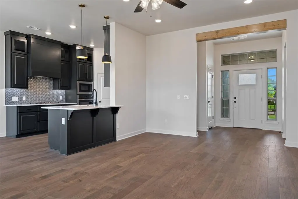 Photo 12 — 13325 SW 8th Street, Yukon, OK 73099