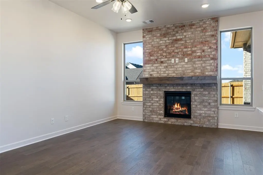 Photo 14 — 13325 SW 8th Street, Yukon, OK 73099