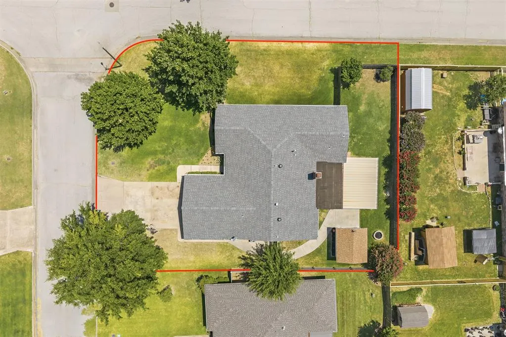 Photo 38 — 1900 8th NW, Ardmore, OK 73401