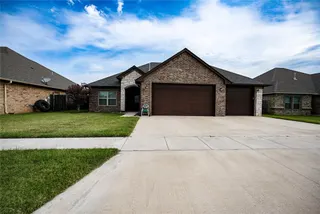Sold home at 2105 Longhorn Trail