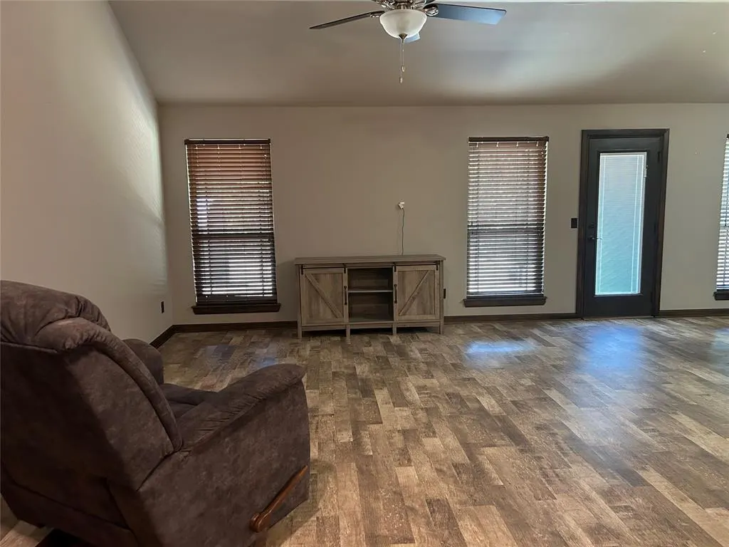 Photo 9 — 1807 Anthony Avenue, Purcell, OK 73080