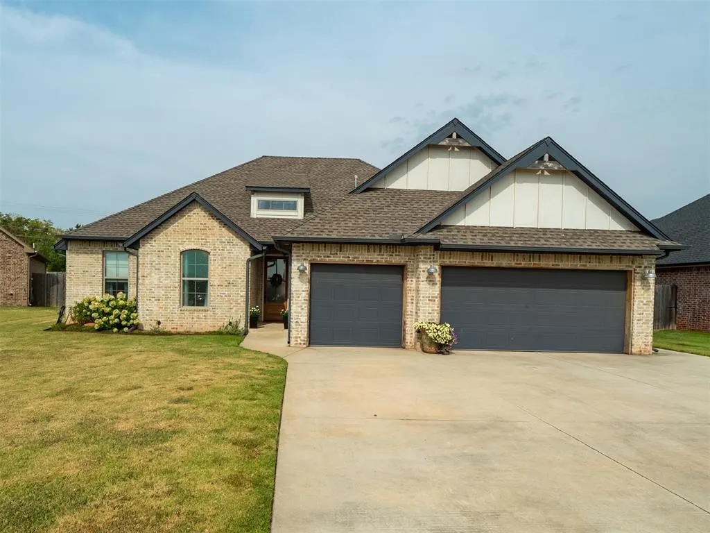 Front exterior — 4081 Fox Ridge Road, Choctaw, OK 73020