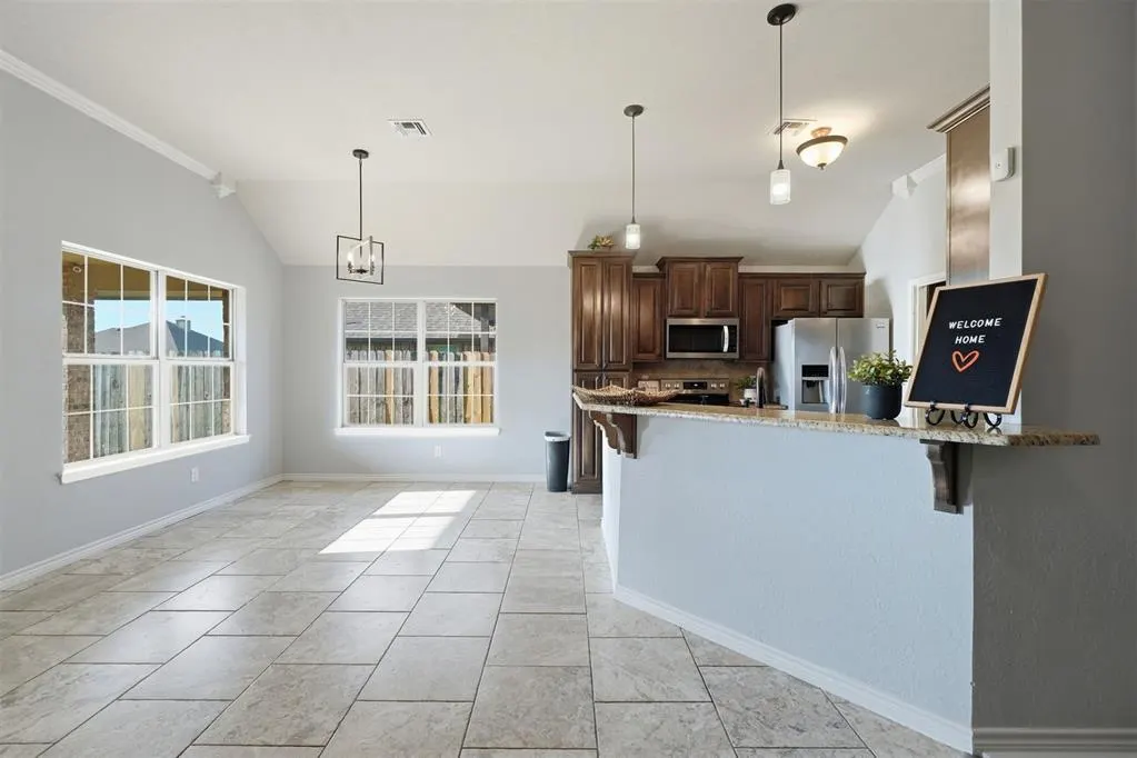 Photo 13 — 407 NW Granite Avenue, Cache, OK 73527