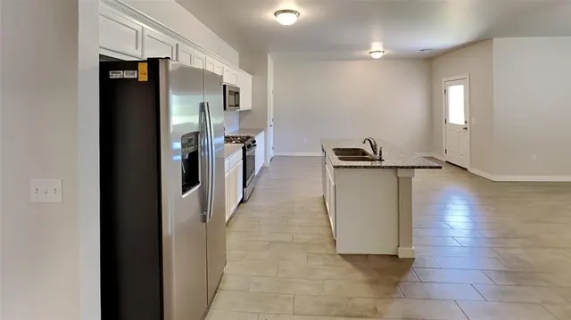 Photo 5 — 11659 Split Oak Circle, Guthrie, OK 73044