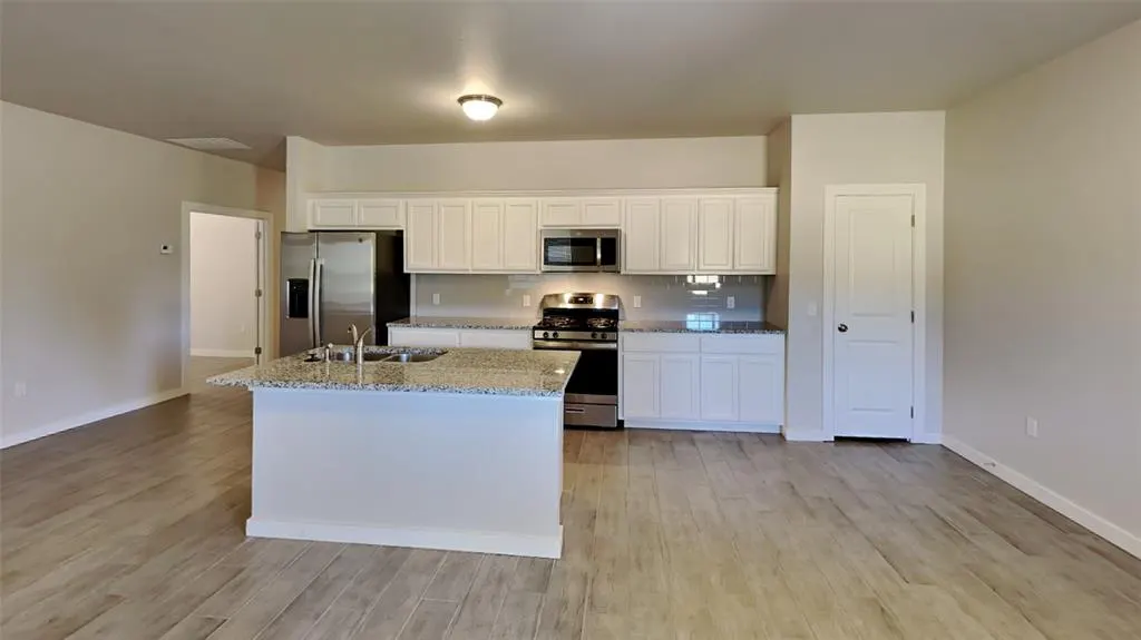 Photo 8 — 11659 Split Oak Circle, Guthrie, OK 73044