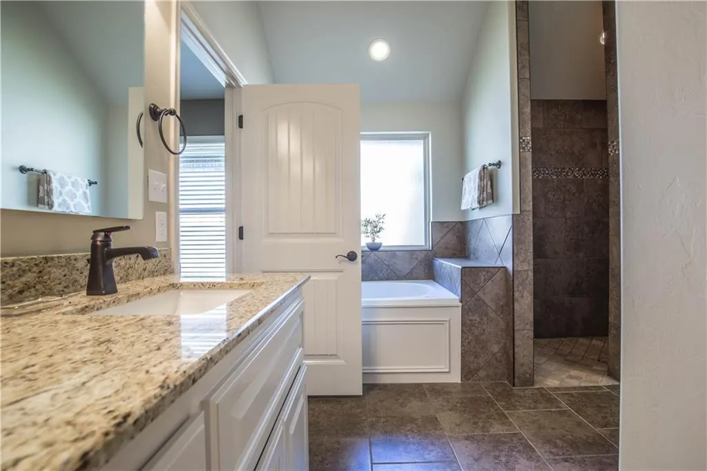 Photo 8 — 8701 SW 66TH Place, Oklahoma City, OK 73169
