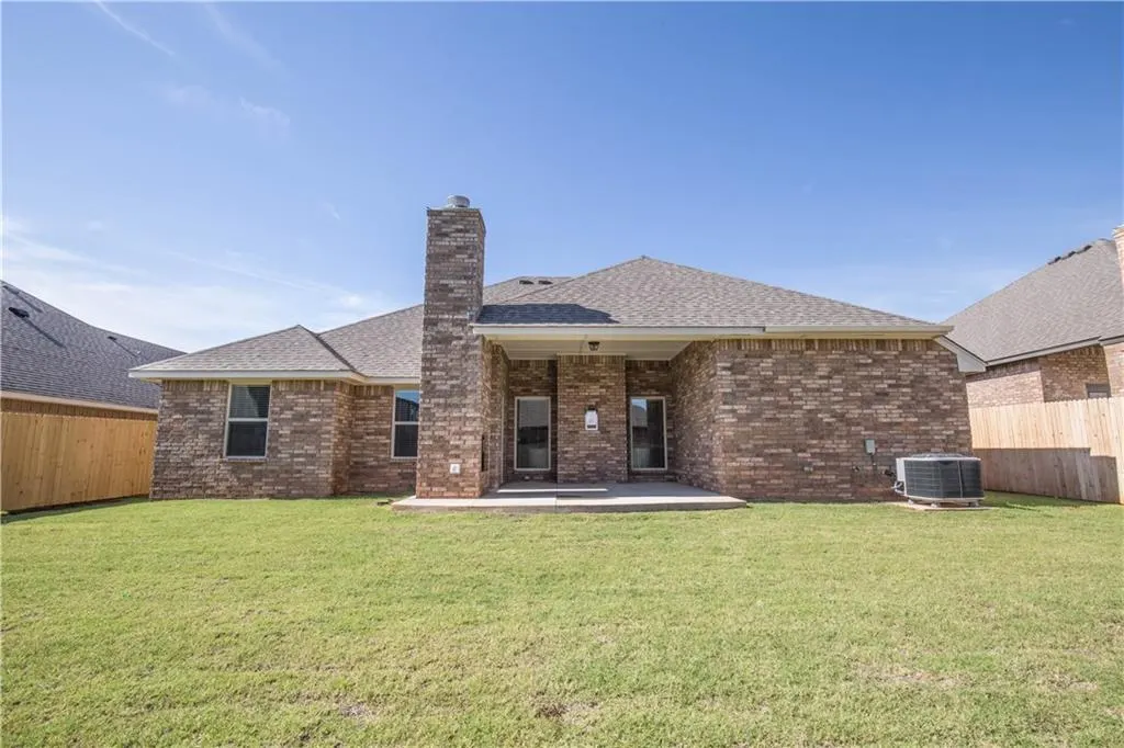 Photo 16 — 8701 SW 66TH Place, Oklahoma City, OK 73169