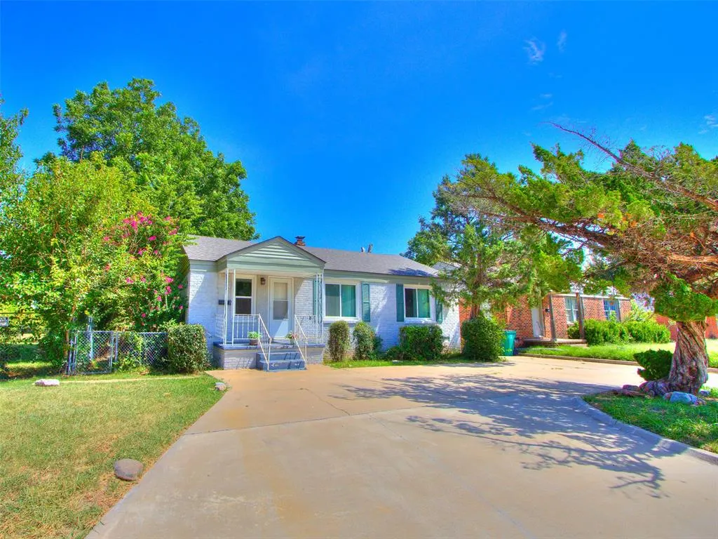 Photo 2 — 2329 NW 33rd Street, Oklahoma City, OK 73112