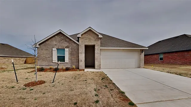 Photo 2 — 2604 Kathleens Crossing, Yukon, OK 73099