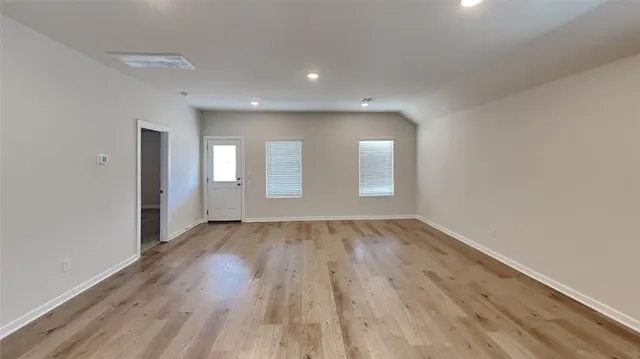 Photo 6 — 2604 Kathleens Crossing, Yukon, OK 73099