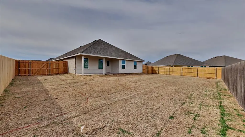 Photo 17 — 2604 Kathleens Crossing, Yukon, OK 73099