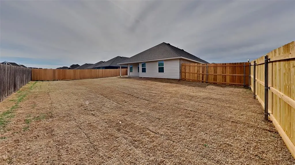 Photo 18 — 2604 Kathleens Crossing, Yukon, OK 73099